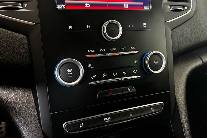 Grå Renault Mégane fra 2017