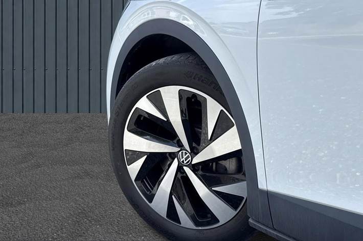 Hvid VW ID.4 fra 2021