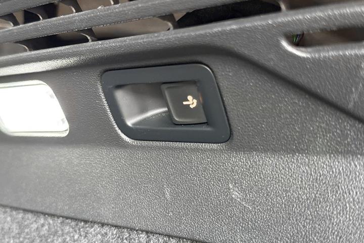 Hvid VW ID.4 fra 2021