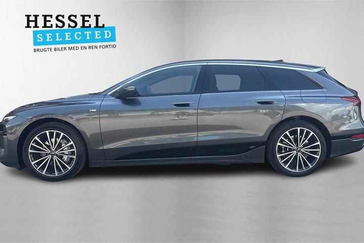 Grå Audi A6 e-tron fra 2025
