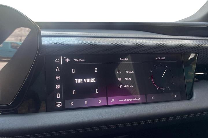 Grå Audi A6 e-tron fra 2025