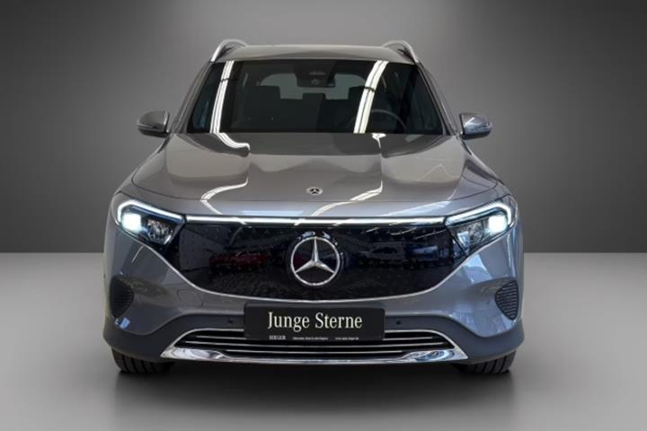 Grå Mercedes EQB350 fra 2024