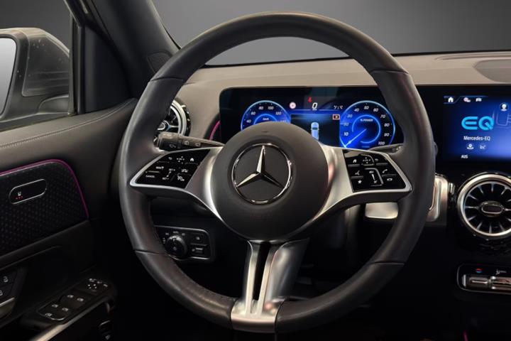 Grå Mercedes EQB350 fra 2024