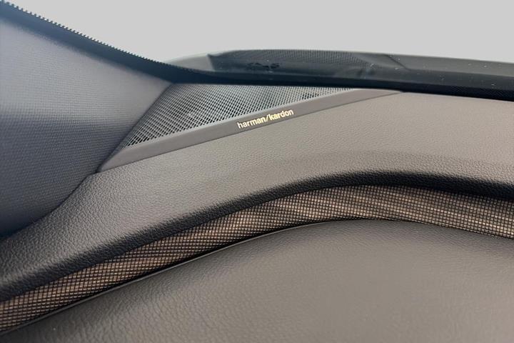 Grå Renault Megane E-Tech fra 2022