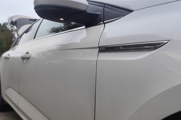 Hvid Renault Megane IV fra 2018