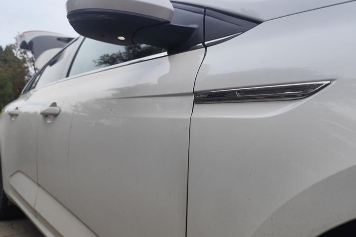 Hvid Renault Megane IV fra 2018