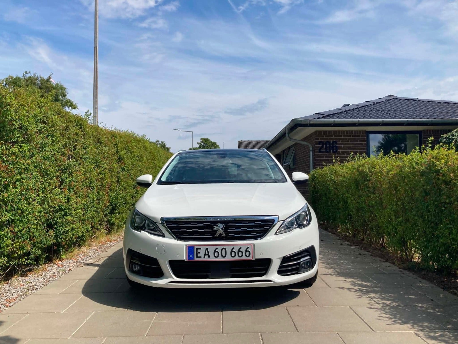 Hvid Peugeot 308 fra 2019