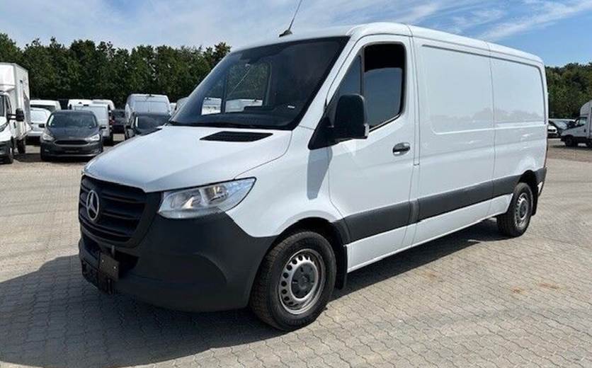 Mercedes Sprinter 215 2,0 CDi A2 Kassevogn aut. FWD