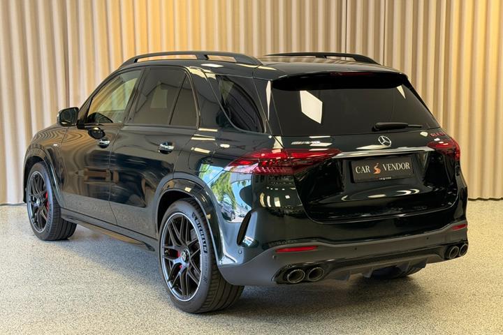 Grøn Mercedes GLE53 fra 2024