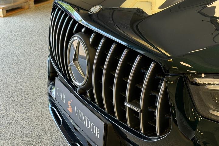 Grøn Mercedes GLE53 fra 2024