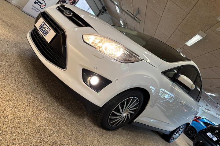 Hvid Ford C-MAX fra 2014