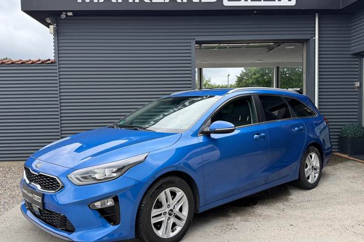 Blå Kia Ceed fra 2019