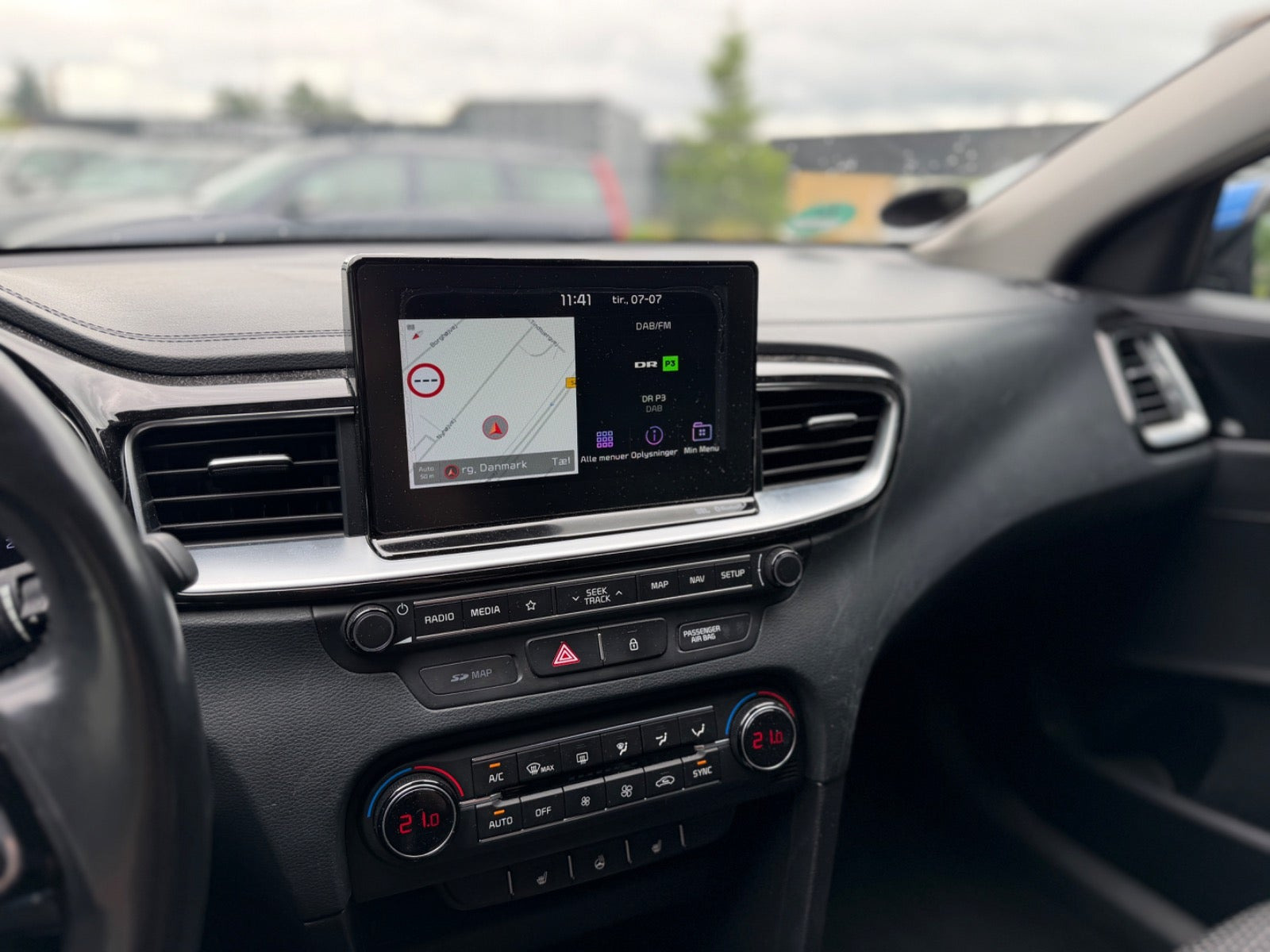 Blå Kia Ceed fra 2019