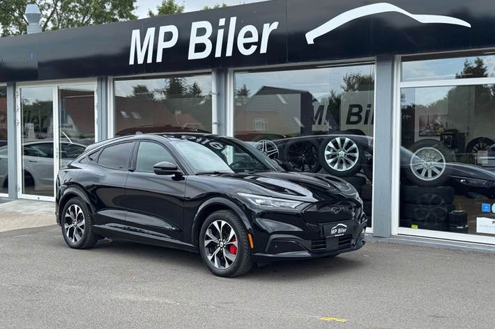 Sort Ford Mustang Mach-E fra 2025