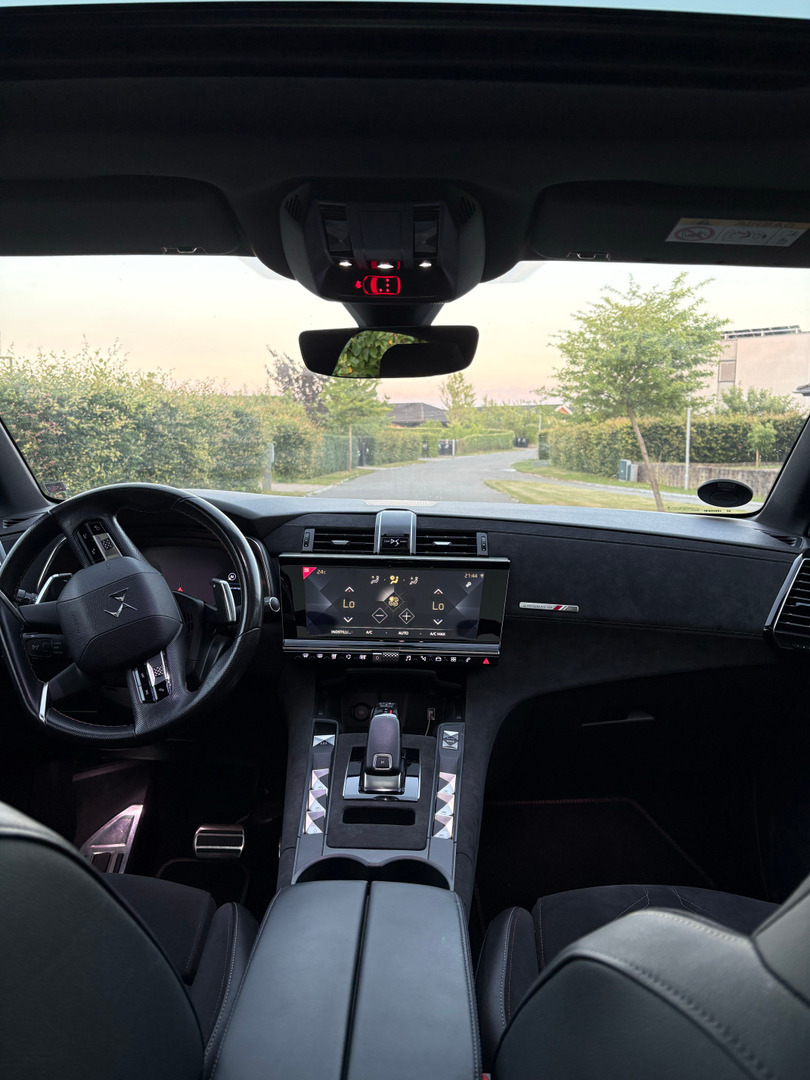 Sort DS DS 7 CrossBack fra 2019