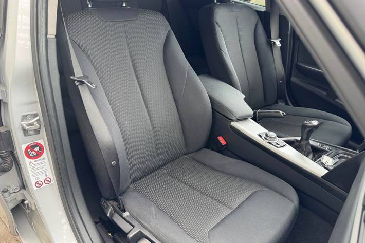 undefined BMW 318d fra 2013