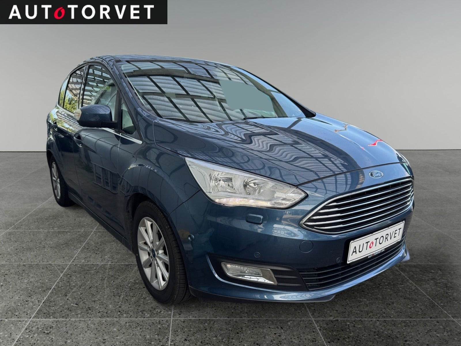 Blå Ford C-MAX fra 2019