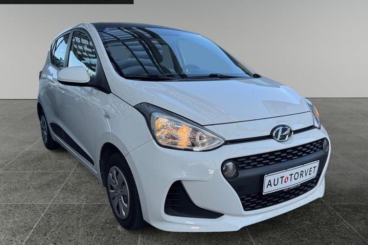 Hvid Hyundai i10 fra 2017