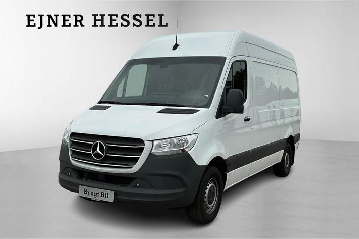 Hvid Mercedes Sprinter 317 fra 2022