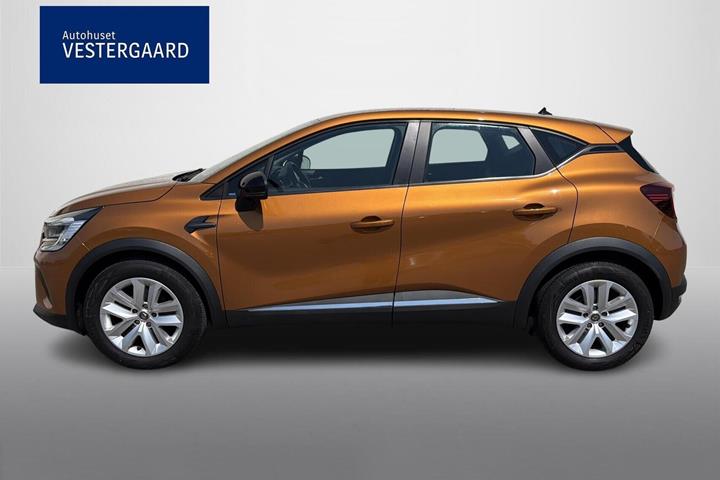 Orange Renault Captur fra 2020