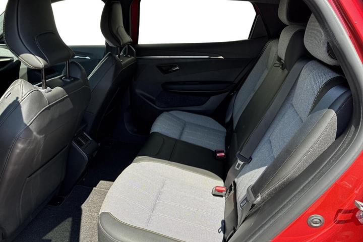 Rød Renault Scenic E-Tech fra 2025