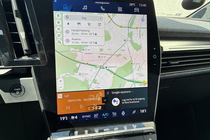Rød Renault Scenic E-Tech fra 2025