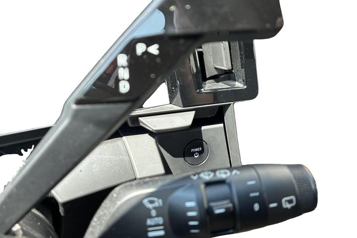 Rød Renault Scenic E-Tech fra 2025