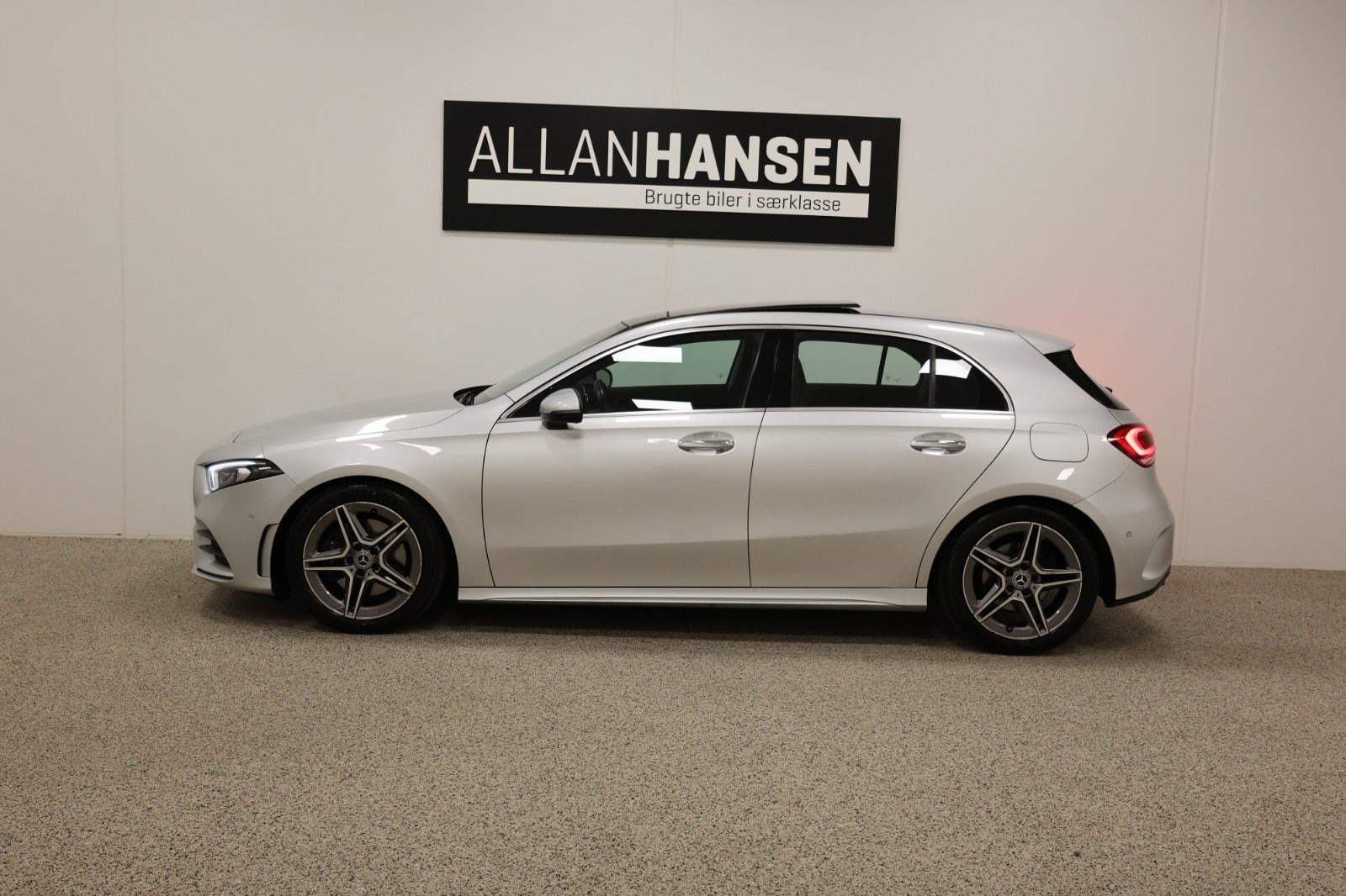 Sølv Mercedes A220 fra 2019