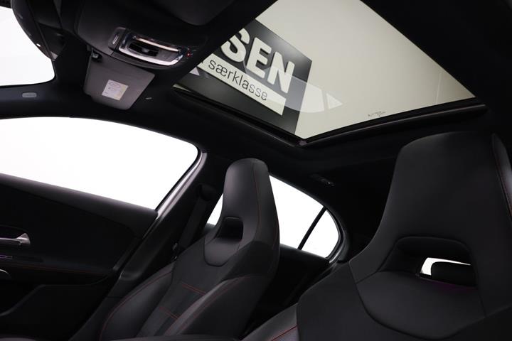 Sølv Mercedes A220 fra 2019