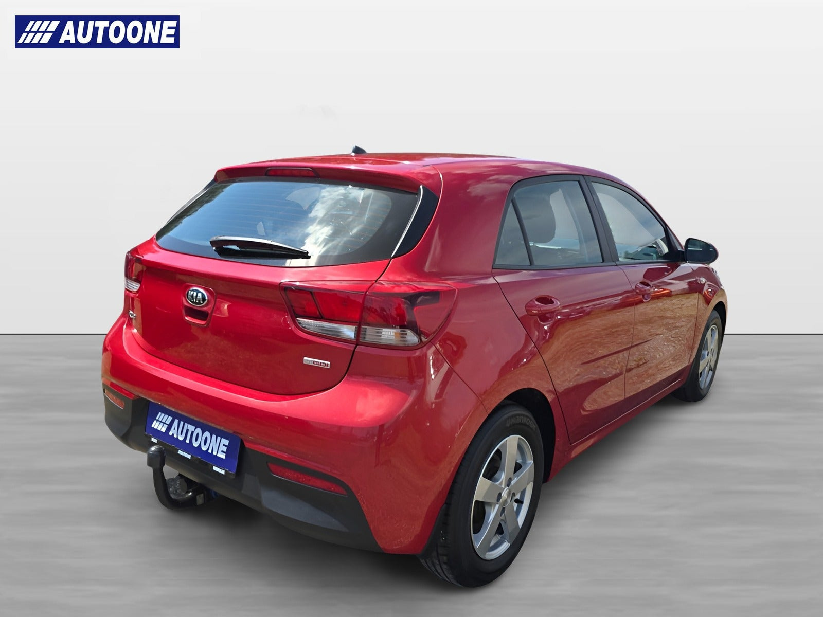 Rød Kia Rio fra 2017