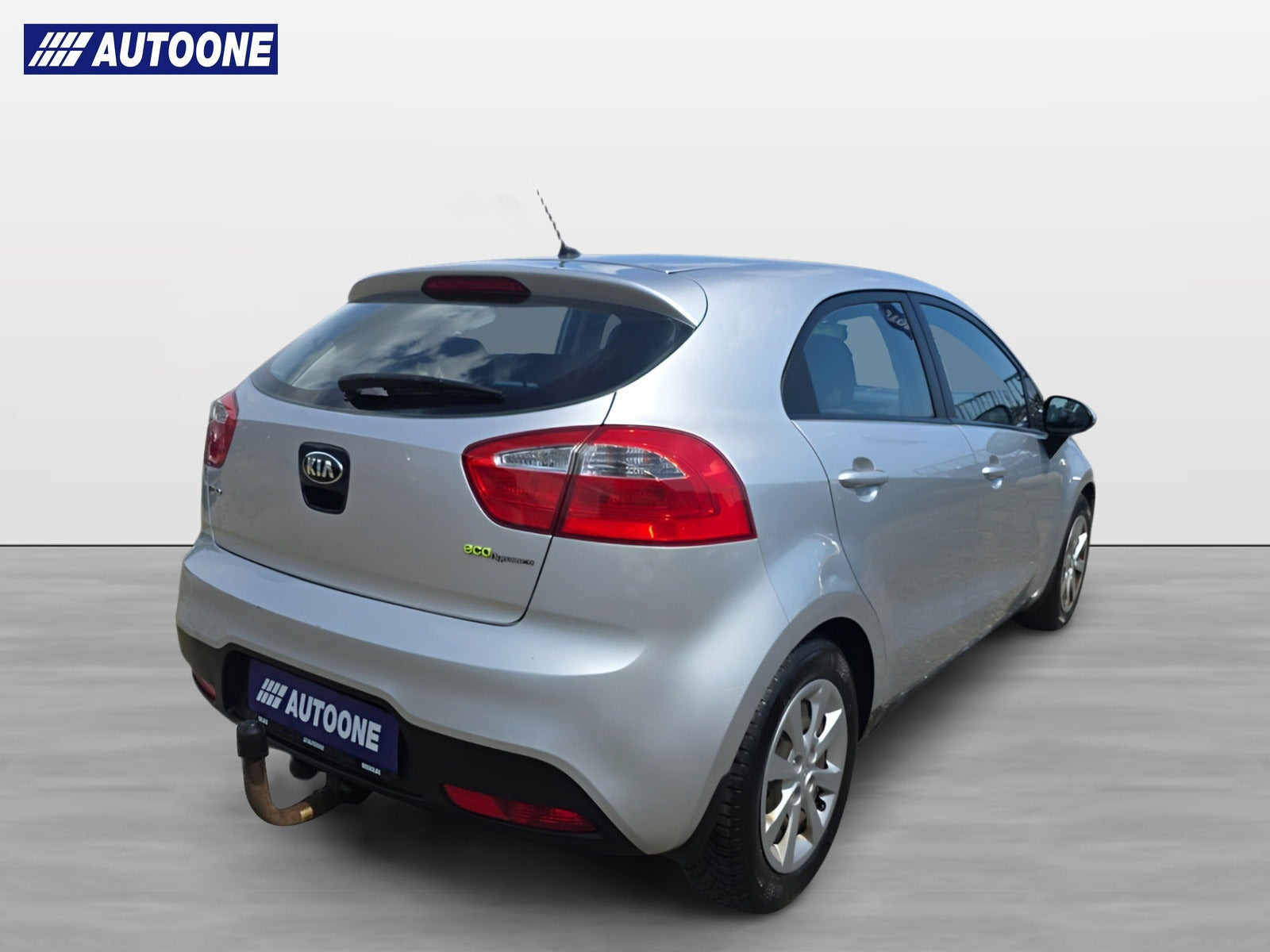 Sølv Kia Rio fra 2013