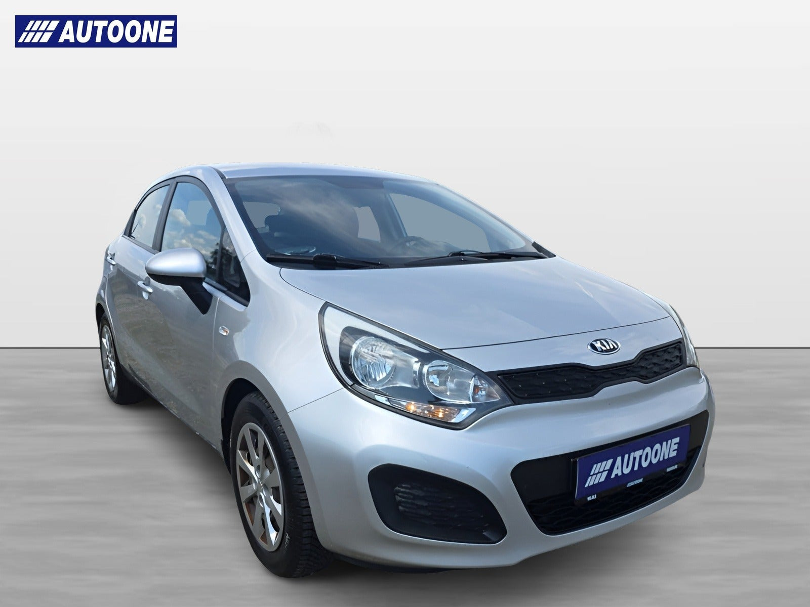 Sølv Kia Rio fra 2013
