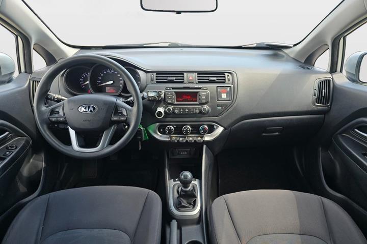 Sølv Kia Rio fra 2013