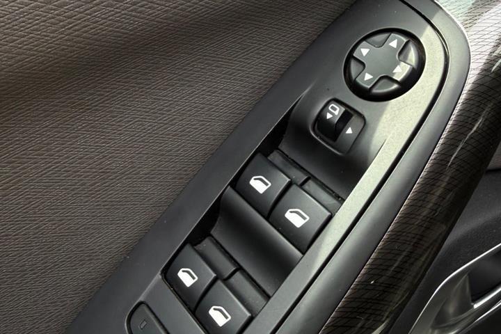 undefined Citroën Grand C4 Picasso fra 2014