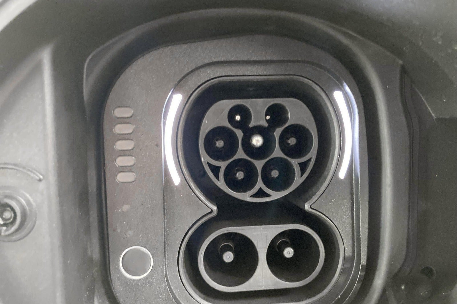 Hvid Fiat 500e fra 2023