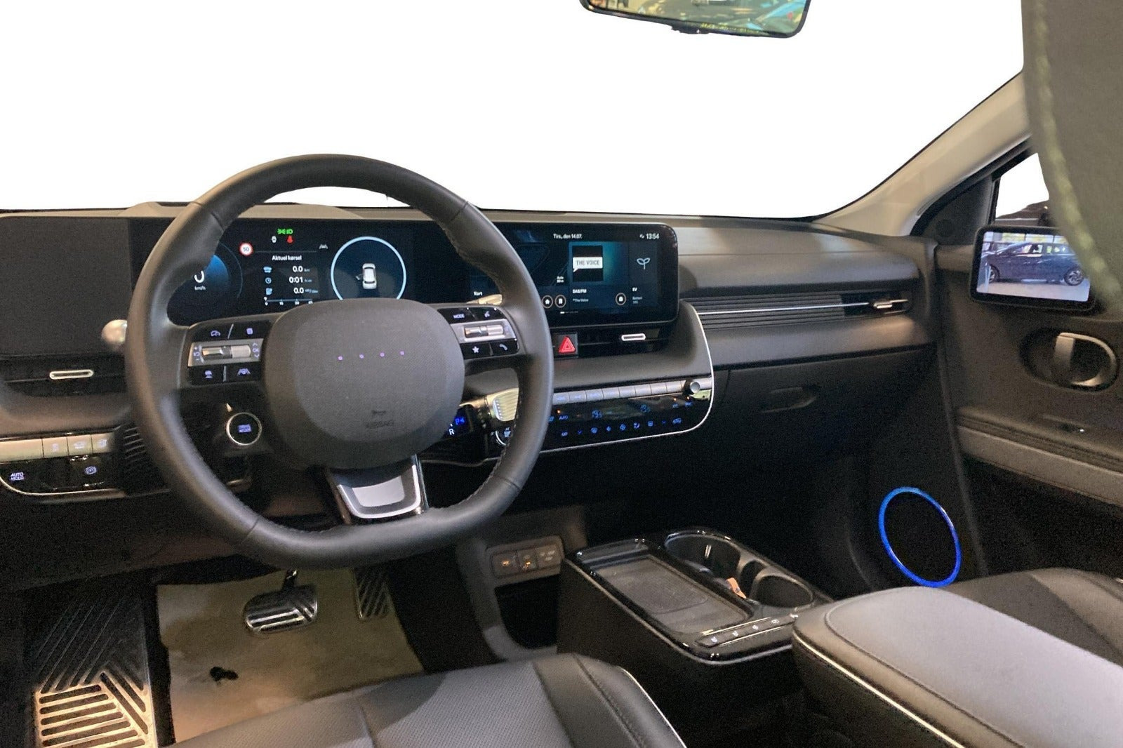 Grå Hyundai Ioniq 5 fra 2025