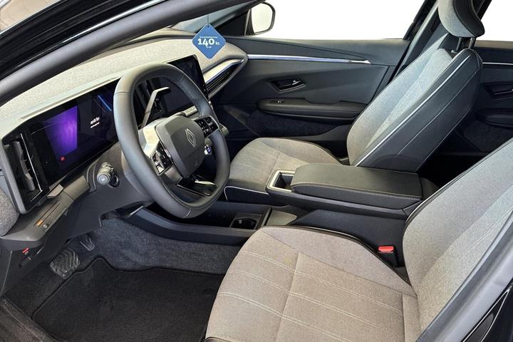 Sort Renault Megane E-Tech fra 2025