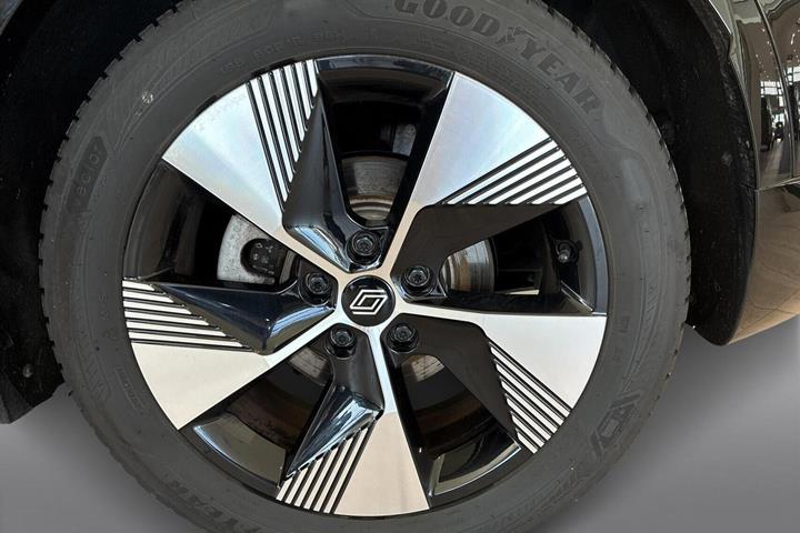 Sort Renault Megane E-Tech fra 2025