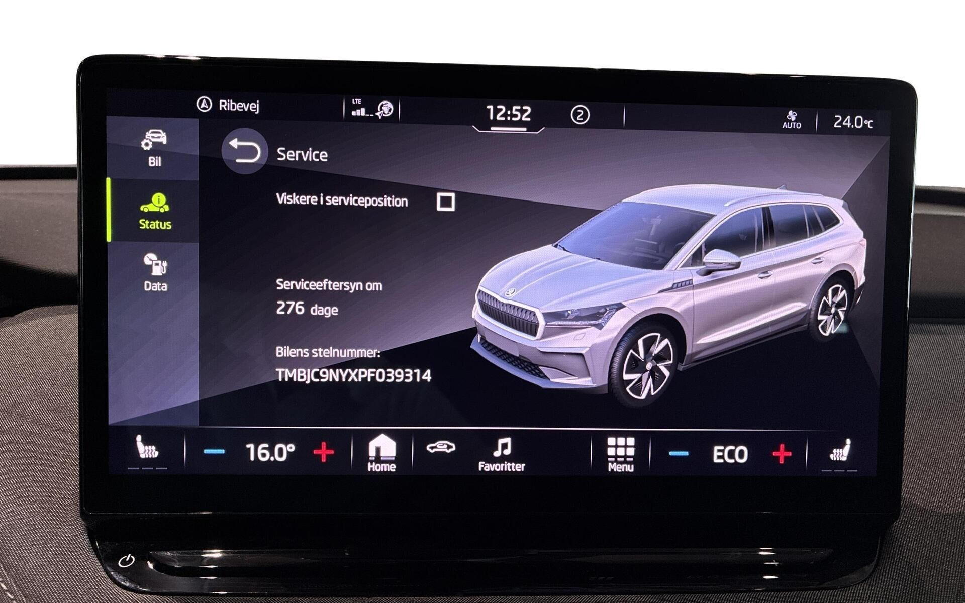 Rød Skoda Enyaq fra 2023