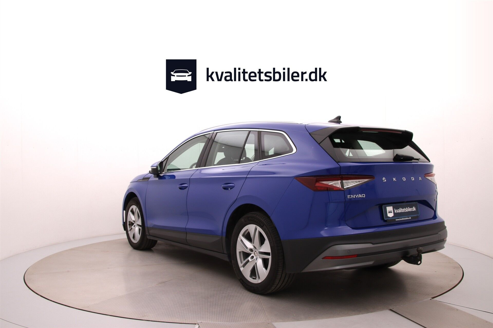 Blå Skoda Enyaq fra 2023