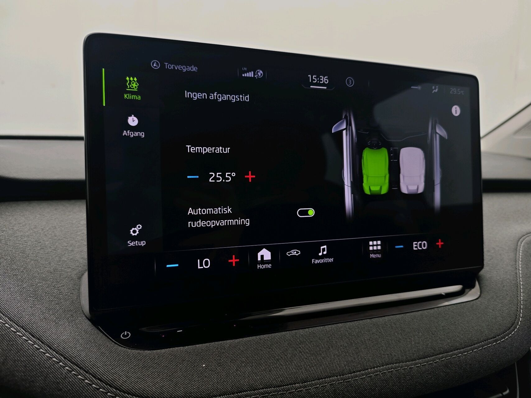 Blå Skoda Enyaq fra 2023