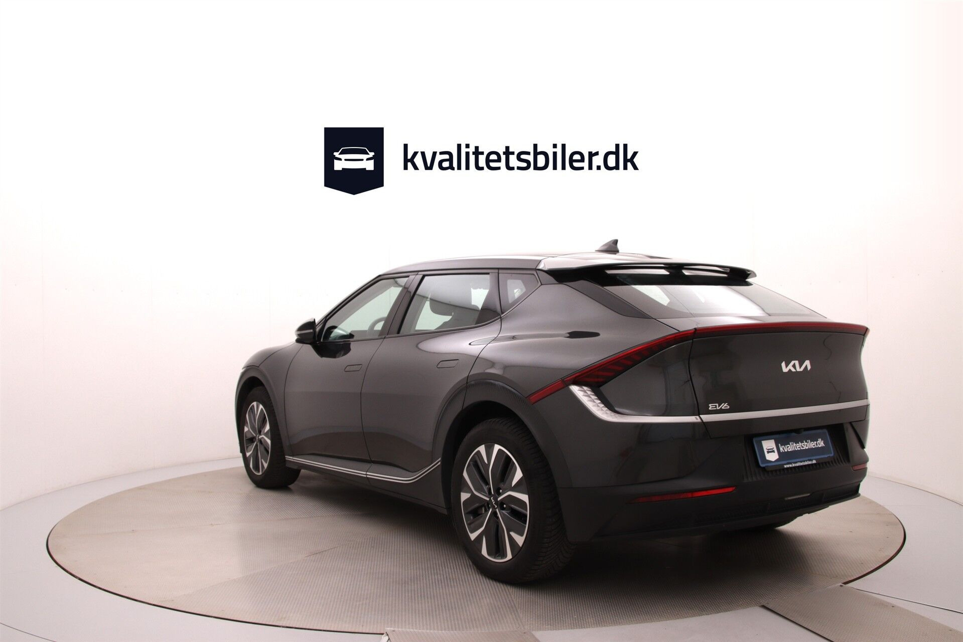 Grå Kia EV6 fra 2023