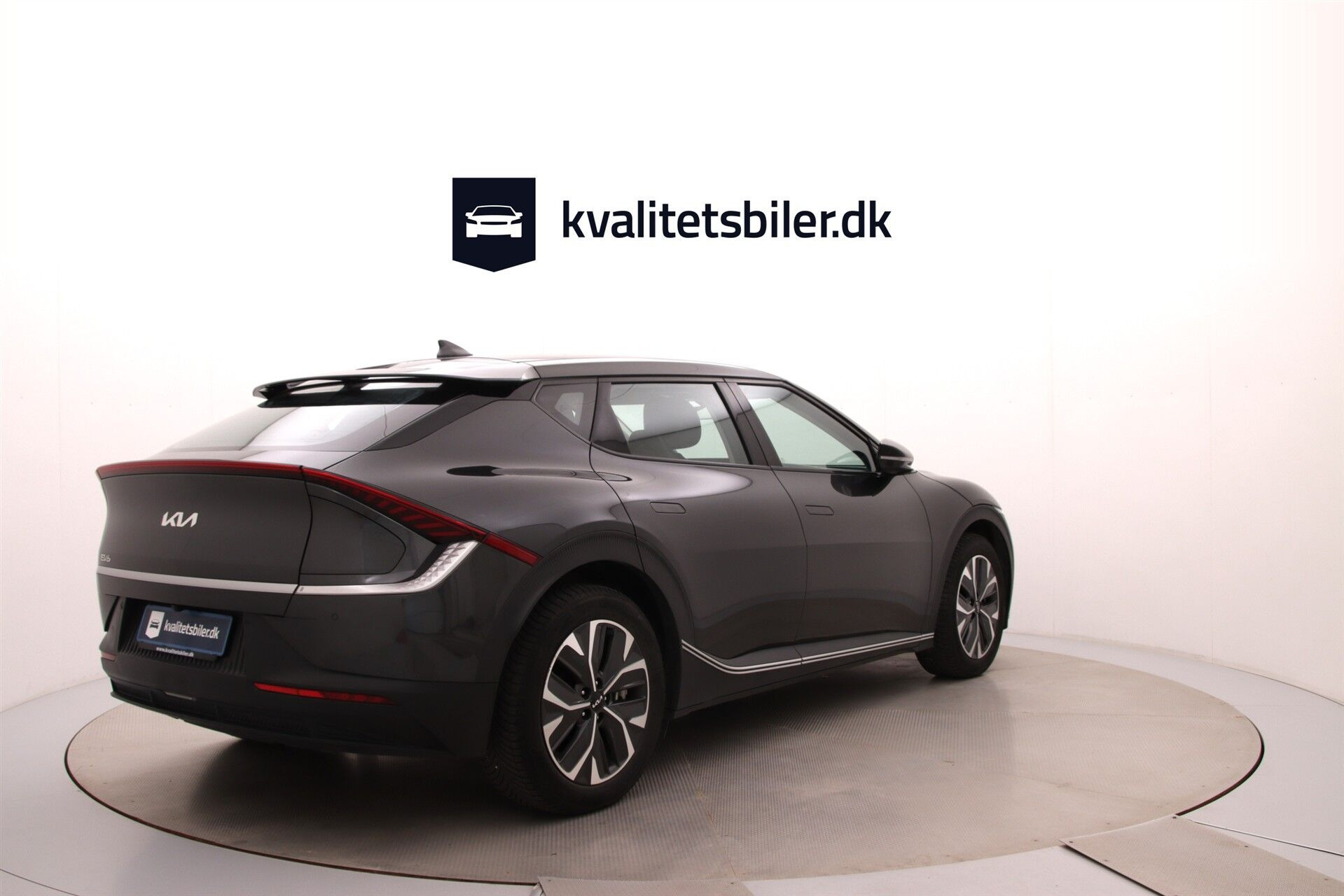 Grå Kia EV6 fra 2023