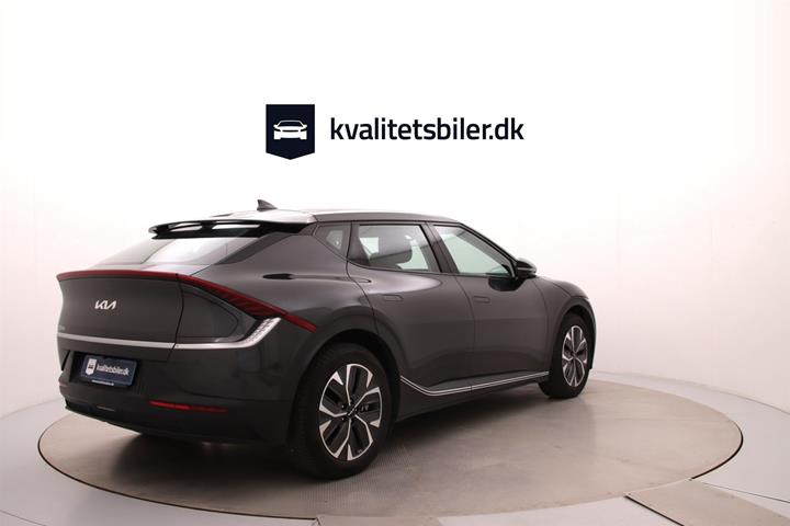 Grå Kia EV6 fra 2023
