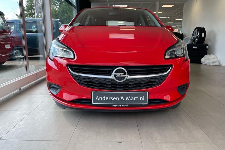 Rød Opel Corsa fra 2015