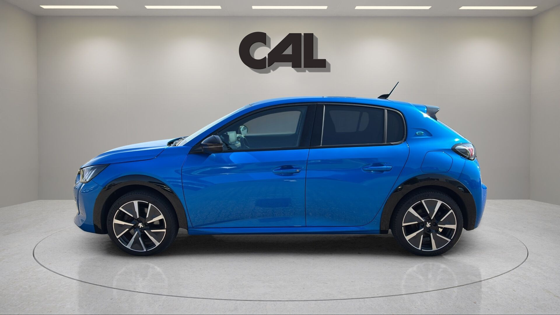 Blå Peugeot e-208 fra 2020