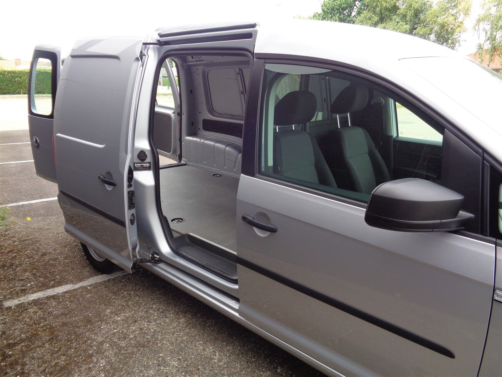 Sølv VW Caddy fra 2021
