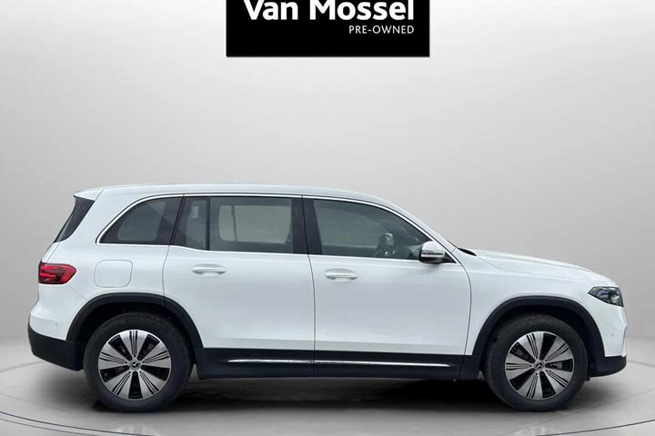 Hvid Mercedes EQB 250+ fra 2025