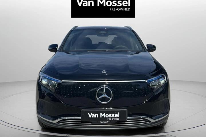 Sort Mercedes EQA 250 fra 2024