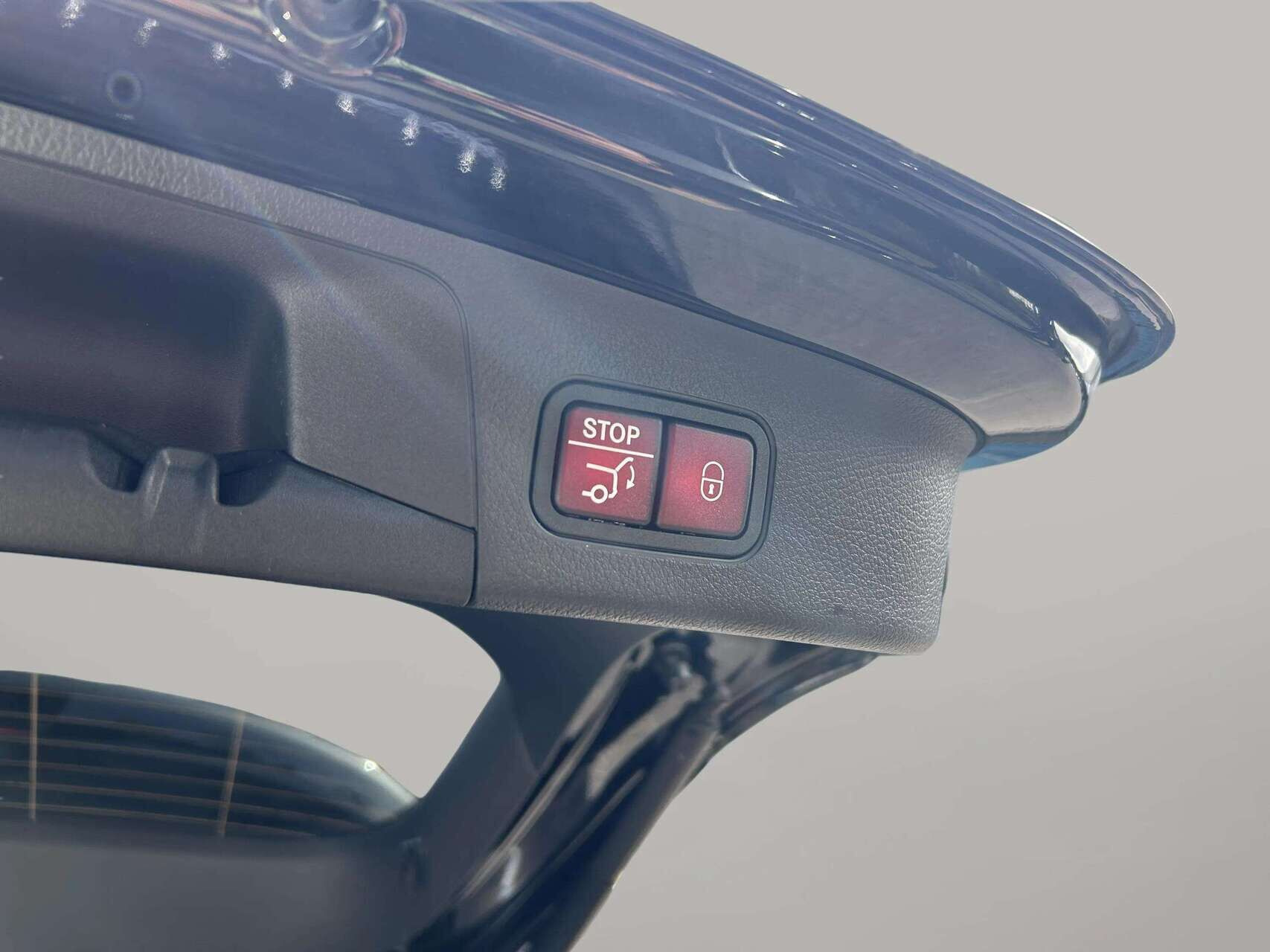 Sort Mercedes EQA250+ fra 2025